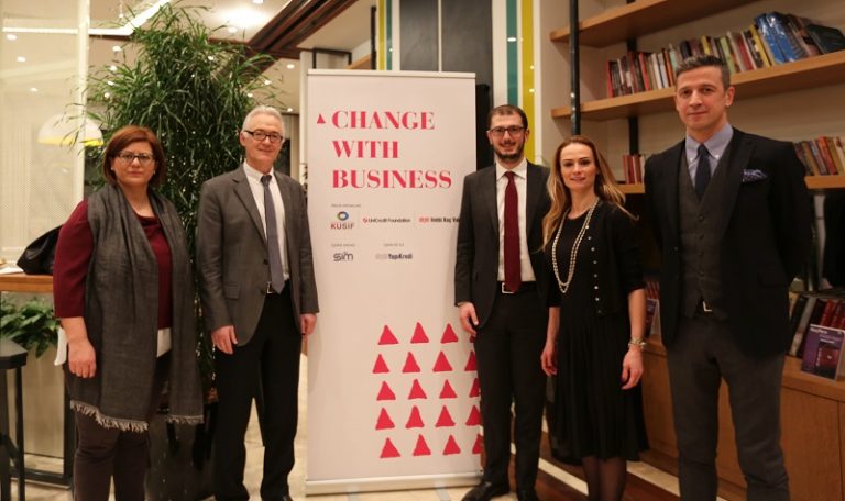 Koç Üniversitesi’nden Change with Business projesi