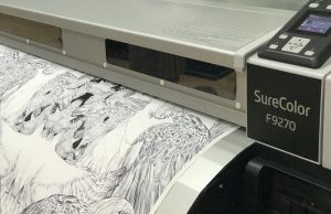 Modacı John Herrera ile Epson teknolojisi podyumda