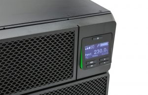 Schneider Electric Smart-UPS ile kesintisiz güç