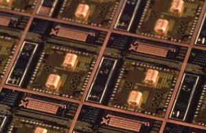 Sinir protezi ile körlüğe umut ışığı