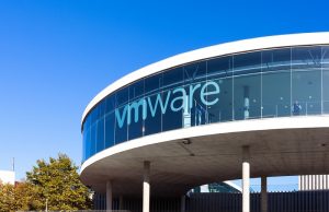 VMware vRealize bulut yönetim platformunda yaptığı geliştirmeleri duyurdu VMware araştırması Carbon Avoidance Meter VMware, VMware Cloud on Dell EMC VMware vRealize bulut yönetim platformu VMware, güvenlik duvarı, VMware Yazılım Tanımlı Güvenlik Duvarı Mobil dünya kongresi Mobile World Congress VMware, AWS Outposts Dijital dönüşüm, bankacılık sektörü, Vmware,