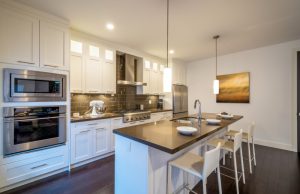 ÖTV ’siz Alışverişi Kaçırmak İstemeyen Tüketici Son Dakika Deparı Attı