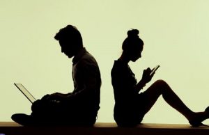 Türkiye’de 48 milyon kişi 3 saatini sosyal medya ile geçiriyor