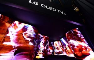 LG OLED Kanyonu, CES 2018 katılımcılarını büyüledi