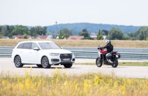 Avrupa’nın ilk canlı C-V2X örneği sergilendi C-V2X