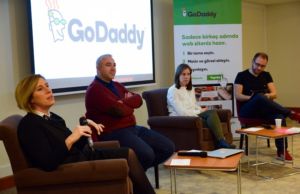 GoDaddy, Kobi sohbetlerinde “Neden e-ticaret?” diye sordu GoDaddy, Kobi, Neden e-ticaret