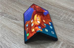 Huawei’den 5G katlanabilir telefon için 4K seç-izle video servisi huawei mate x katlanabilir telefon