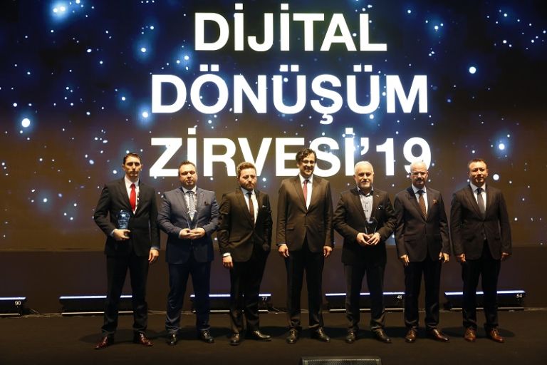 Türkiye’nin akıllı kurumları Dijital Dönüşüm Zirvesi ’nde buluştu