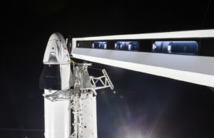 SpaceX özel kişileri uzaya göndereceği tarihi açıkladı! SpaceX