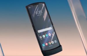 Motorola Razr 2019 ekran sorunu ile gündemde Motorola Razr 2019