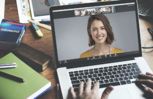 Zoom Yapay Zekası, Sizin İçin Toplantıların En İyi Anlarını Öne Çıkararak Kaydedecek Zoom Yapay Zekâsı, Sizin İçin Toplantıların En İyi Anlarını Öne Çıkararak Kaydedecek