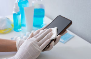 Telefonunuzu koronavirüsten korumak için ne yapmanız gerekiyor? Telefonunuzu koronavirüsten korumak