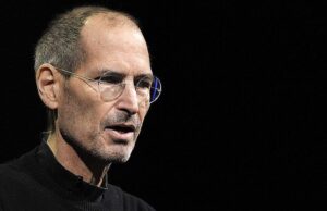 Apple’ın Özel Bir Steve Jobs Gözlüğü Üzerinde Çalıştığı Ortaya Çıktı!
