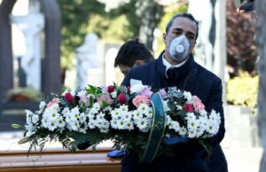 İtalya Normal Hayata Dönüyor! Türkiye’de Kısıtlamalar Ne Zaman Kalkacak?