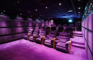 Koronavirüs Günlerinde Sinemaya Gitmek! Büyük Tehlike Kapıda