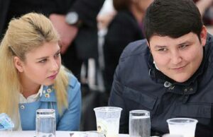 Gözaltına Alınan Tosuncuğun Videosu Ortaya Çıktı: Çiftlik Bank Mağdurları Sevinçli Gözaltına alınan tosuncuğun videosu