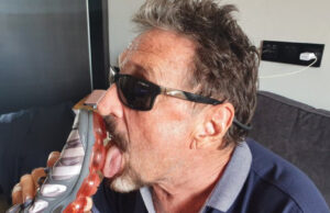 John McAfee Hapishanede Öldü: İntihar Olma İhtimali Yüksek John McAfee hakkında