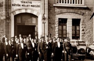 Efendiler, yarın cumhuriyeti ilan edeceğiz! 28 Ekim 1923 Akşamı Neler Yaşandı?
