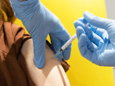 CoronaVac Aşısının Koruma Gücü Ortaya Çıktı: Bu Rakamlara Çok Şaşıracaksınız! Aşı pasaportu çiplerle