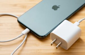 iPhone 15 Lightning Girişine Veda Ediyor Olabilir: Bir Devrin Sonu! iPhone Lightning