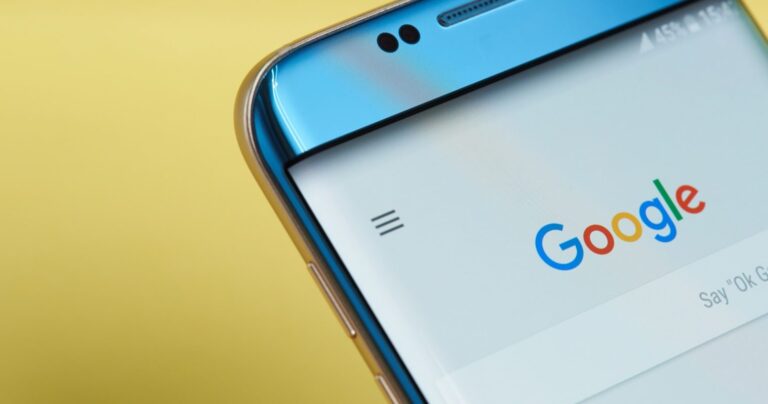 Google arama servisinin mobil ara yüzünde sadeliğe gitti