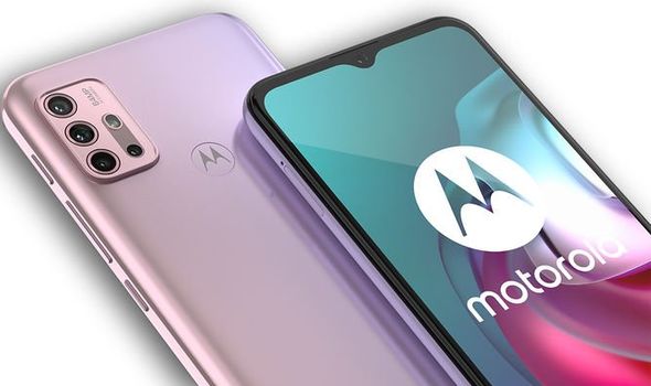 Motorola 'dan Kablosuz Şarj Atağı: 3 Metre Mesafeden Kablosuz Şarj!