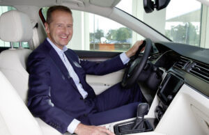 Volkswagen CEO’su Herbert Diess: Apple Car’dan Korkmuyoruz