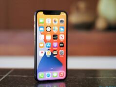 Bazı iPhone 11 Ve iPhone 12 Modellerinin Renkleri Soluyor Apple iPhone cihazlarda