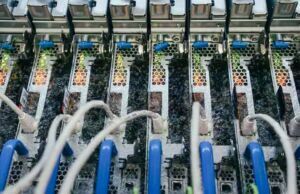 Microsoft Sunucuları Serinletmek İçin Kaynar Sıvıların İçinde Tutuyor Microsoft Azure büyük