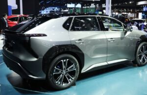 Türkiye’de elektrik motorlu araç sayısında büyük bir artış yaşanıyor Toyota elektrikli otomobil