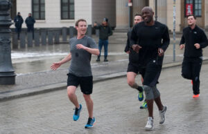 Mark Zuckerberg İçin Gereken Güvenlik Facebook’a Pahalıya Patlamış Mark Zuckerberg'in Facebook imparatorluğu