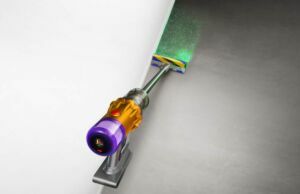 Dyson V15 Detect ve Dyson V12 Detect Slim, gizli tozu ortaya çıkarmak için lazer teknolojisini kullanıyor