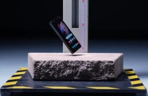 Samsung Galaxy Z Fold 3 paramparça edildi (Video) Z Fold 3 sağlamlık testi