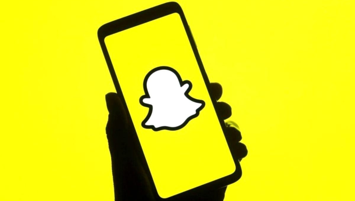 Snapchat paylaşılan hikayeler özelliği
