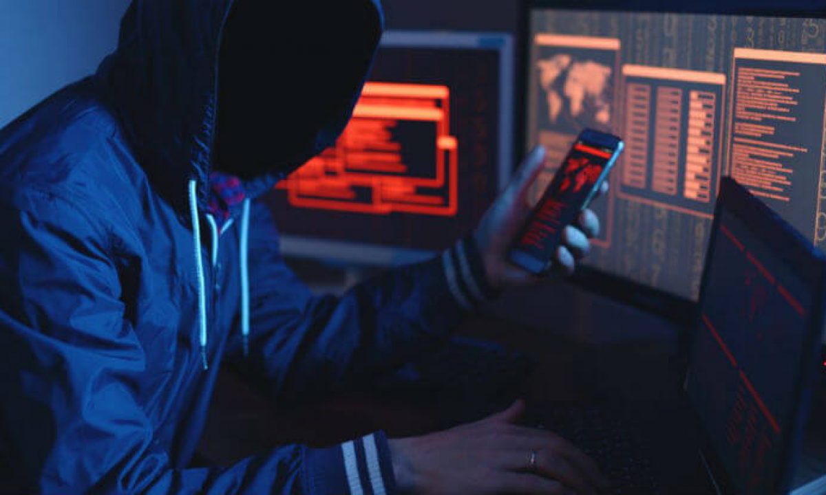 Rus hackerlar elektrik merkezlerini