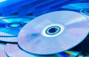 CD Sürücüleri Geri Mi Dönüyor? Hâlâ CD’lere İhtiyaç Var Mı?