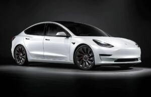 Tesla Elektrikli Otomobil Satışlarında Lider Konumunu Kaybetti: İşte Yeni Dev Tesla Premium bağlantı