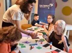 Türk Telekom ’dan Engelliler Haftası ’na Özel Sanat Atölyesi