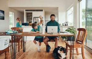 Her 10 çalışandan neredeyse 8’i hibrit çalışmayı tercih ediyor! Peki, nasıl çalışıyor bu insanlar?