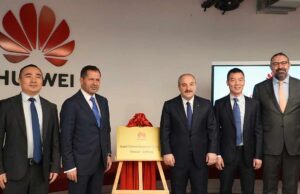 Huawei Türkiye’nin Ankara’daki yeni Ar-Ge Merkezi Bakan Varank tarafından açıldı