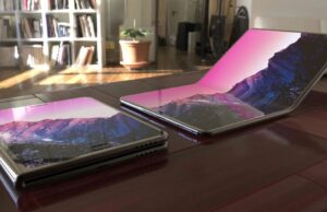 Samsung Katlanır Dizüstü Bilgisayar İle Geliyor! Samsung sert düşüş