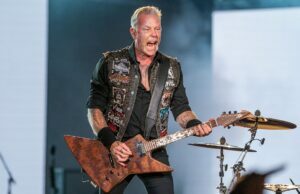 Metallica Frontman’inden Önemli Sosyal Medya Uyarısı