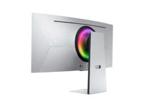 İşte İlk Samsung OLED Oyuncu Monitörü ve Fiyatı!