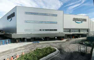 Amazon’un 100 milyon dolardan fazla yatırımla hayata geçirdiği Türkiye’deki ilk lojistik merkezi, düzenlenen resmi törenle açıldı