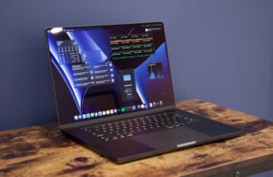 Apple Intel MacBook Sahibini M5 MacBook ile Tazmin Ediyor Apple Intel MacBook Sahibini M5 MacBook