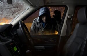 Anahtarsız Otomobil Hırsızlığı: Güvenlik Tehlikesi Devam Ediyor Anahtarsız otomobil hırsızlığı