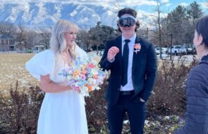 Düğünde Apple Vision Pro Kullandı! Teknolojik Evlilik Örneği