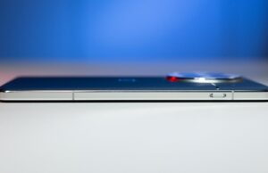 OnePlus ve Oppo, telefonlarına iPhone benzeri Eylem Düğmesi eklemeye hazırlanıyor