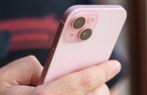 2024 En Çok Satan Telefon iPhone 15 mi, Galaxy S24 Ultra mı? iPhone Türkiye’de hayat kurtarmayı