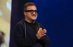 Google, TED Etkinliğinde Akıllı Gözlük Prototipini Sergiledi